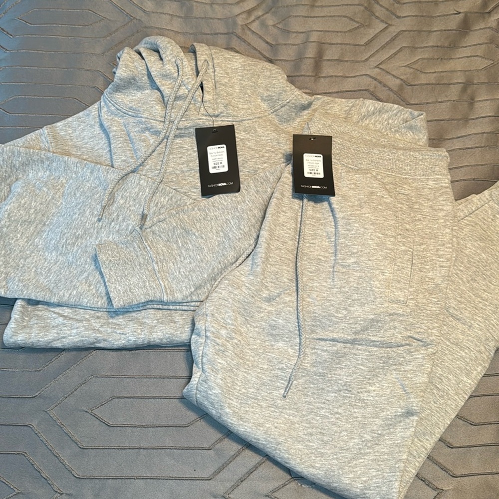 Fashion nova stole your boyfriends hoodie and joggers